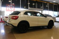 مرسيدس بنز GLA